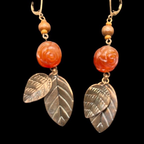 Cookie Lee Earrings Copper Tone Carved Orange‎ Rose Bead Metal Leaf Wooden Bead - Picture 2 of 7
